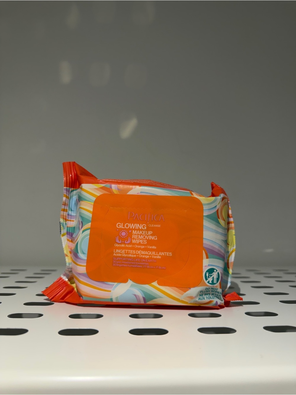 Pacifica Glowing Makeup Removing Wipes 30 Count